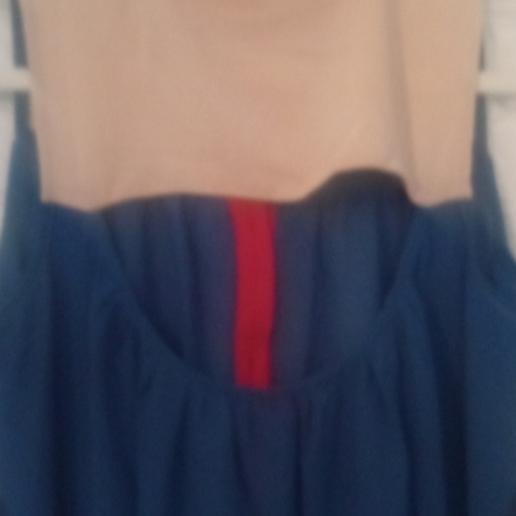 Sher Color block Dress - Picture 4 of 6
